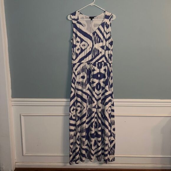 Talbots Women’s M New beautiful blue and white sleeveless maxi dress - Picture 2 of 12